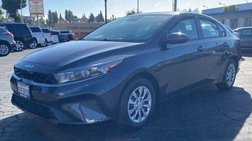 2022 Kia Forte FE