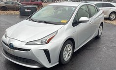2019 Toyota Prius LE