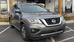 2017 Nissan Pathfinder SL