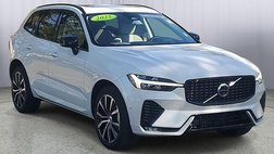 2025 Volvo XC60 B5 Ultra Dark Theme