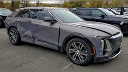 2024 Cadillac LYRIQ Luxury 2