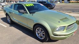 2005 Ford Mustang V6 Deluxe