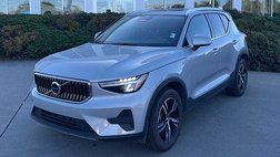 2025 Volvo XC40 B5 Core Bright Theme