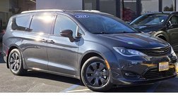 2019 Chrysler Pacifica Hybrid Limited