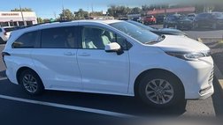 2021 Toyota Sienna LE 8-Passenger