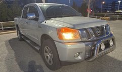 2013 Nissan Titan SV