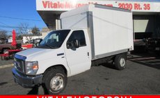 2014 Ford E-Series E-350 SD