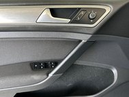 2016 Volkswagen Golf SportWagen S