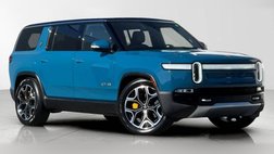 2024 Rivian R1S Adventure