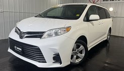 2019 Toyota Sienna LE