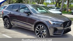 2024 Volvo XC60 Recharge T8 Ultimate Dark Theme