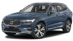 2022 Volvo XC60 B5 Momentum