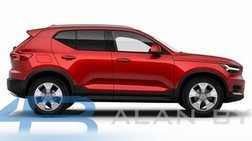 2021 Volvo XC40 T5 Momentum
