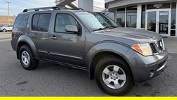 2006 Nissan Pathfinder LE