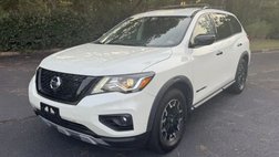 2020 Nissan Pathfinder SV