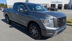 2020 Nissan Titan SV