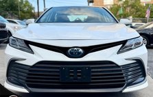 2022 Toyota Camry Hybrid LE
