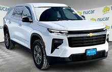 2024 Chevrolet Traverse LS