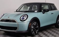 2026 MINI Hardtop Cooper S Signature Trim