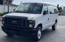 2011 Ford E-Series E-350 XL Super Duty Passenger
