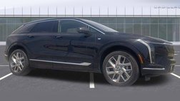 2025 Cadillac OPTIQ Luxury 2