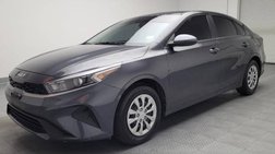 2022 Kia Forte FE