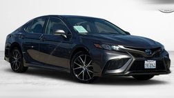 2022 Toyota Camry Hybrid SE