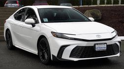 2025 Toyota Camry Hybrid SE