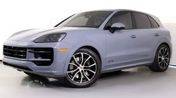 2025 Porsche Cayenne GTS