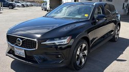 2023 Volvo V60 Cross Country B5 Plus