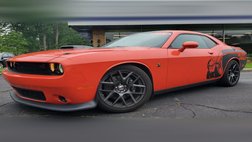 2016 Dodge Challenger 392 HEMI Scat Pack Shaker