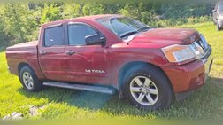 2013 Nissan Titan SV