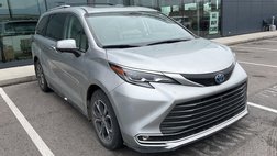 2025 Toyota Sienna Platinum 7-Passenger