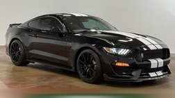 2016 Ford Mustang Fastback RWD