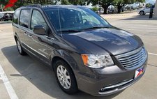2015 Chrysler Town and Country Touring