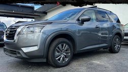 2024 Nissan Pathfinder SV