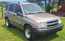 2003 Chevrolet Tracker Base