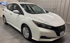 2025 Nissan LEAF S
