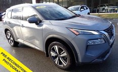 2022 Nissan Rogue SL