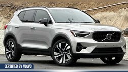 2024 Volvo XC40 B5 Plus Dark Theme