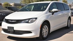 2022 Chrysler Voyager LX