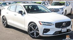 2024 Volvo S60 B5 Plus Dark Theme