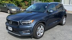 2021 Volvo XC40 T4 Momentum