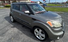 2010 Kia Soul +