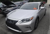 2017 Lexus ES 300h Base