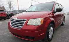 2010 Chrysler Town and Country LX