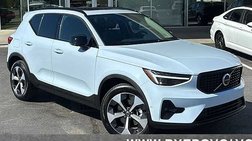 2026 Volvo XC40 B5 Plus