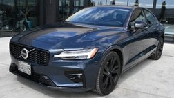 2024 Volvo S60 B5 Ultimate Dark Theme