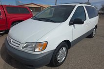2003 Toyota Sienna LE