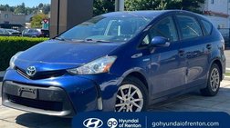 2016 Toyota Prius v Three